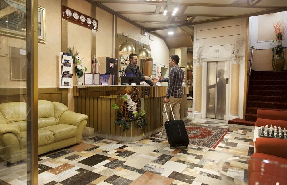 Hotel Stella D'Italia Hotel 3*